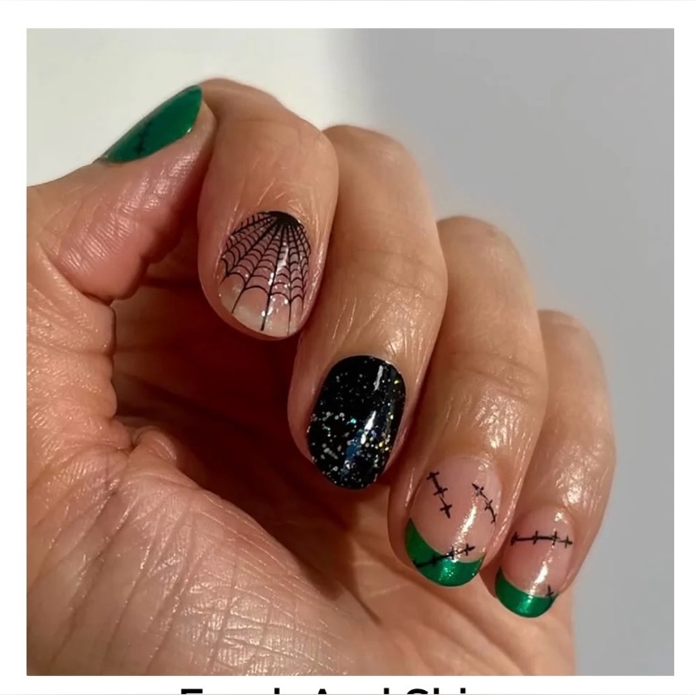 Color Street French Manicure Nail Strips - Green